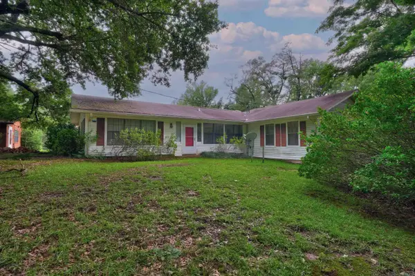 1869 E Stateline Rd, Junction City, AR 71749