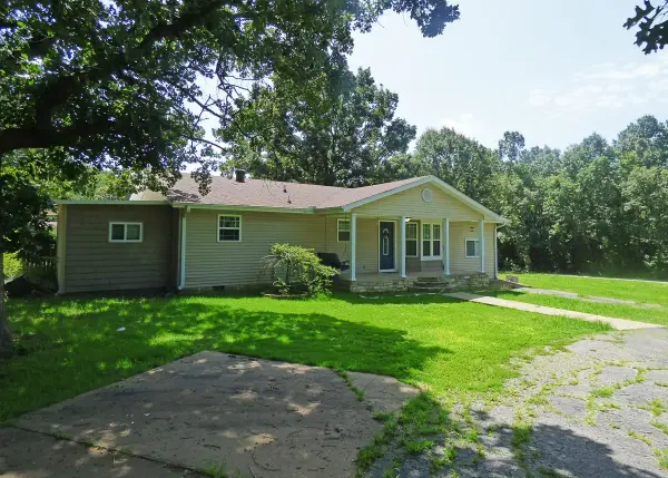 34 Alma Drive, Highland, AR 72542