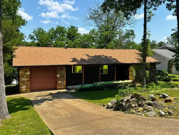 4 Otter Drive, Cherokee Village, AR 72529