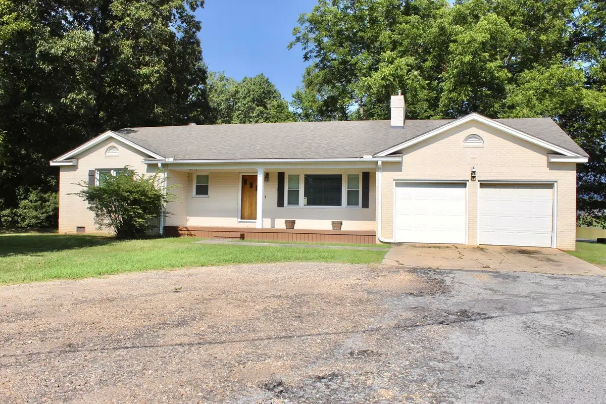 1520 W North Street, Piggott, AR 72454 - #1