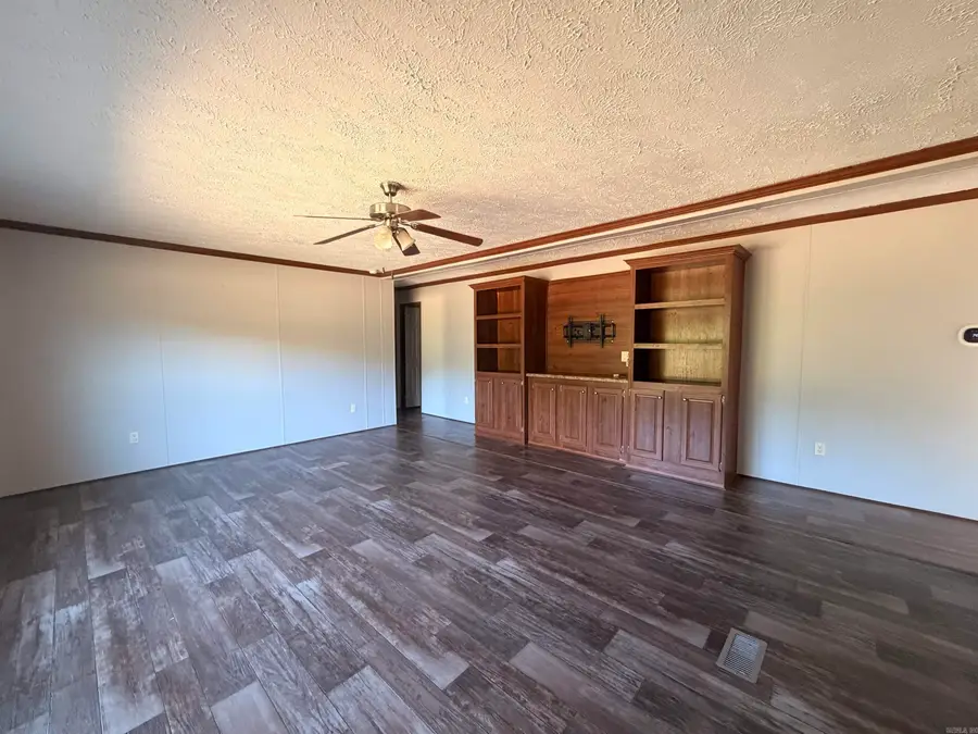 3040 Nctr Road, Redfield, AR 72132 - #3