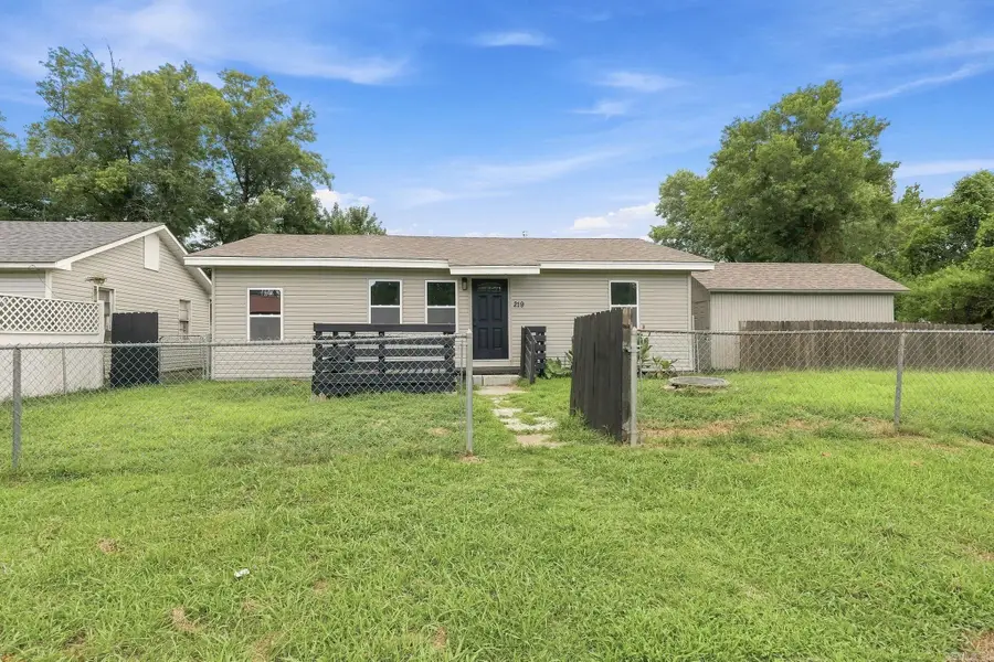 219 2nd Street, North Little Rock, AR 72117 - #2