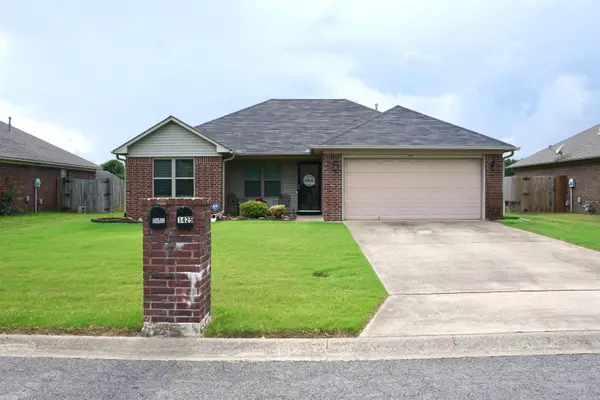 1425 Huebner Street, Conway, AR 72032