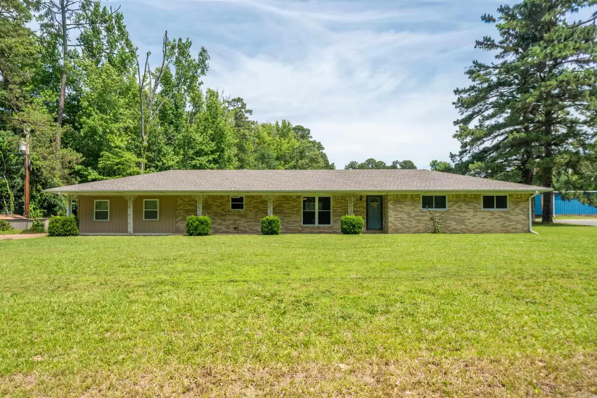 4040 Pine Street, Arkadelphia, AR 71923 - #1