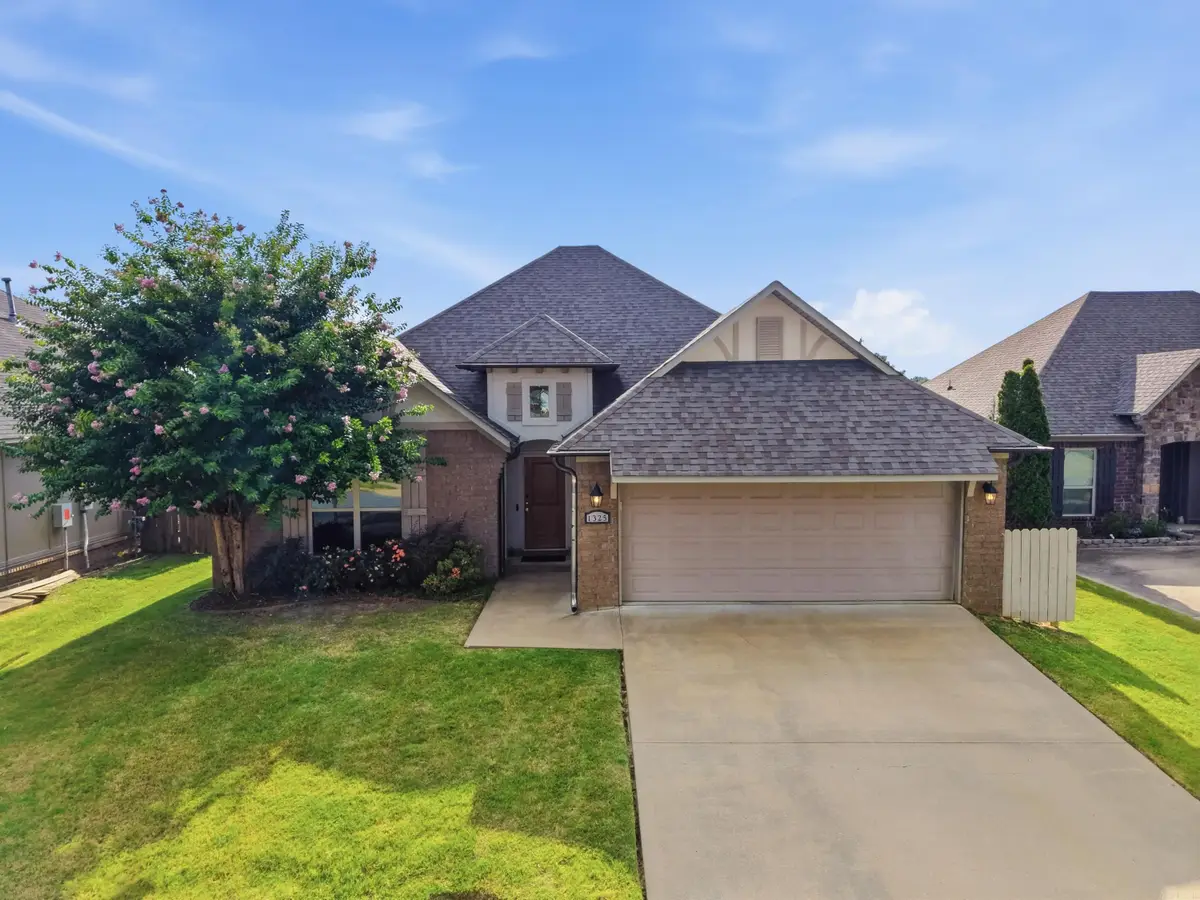 1325 Bobali Gdns, Conway, AR 72034 - #1