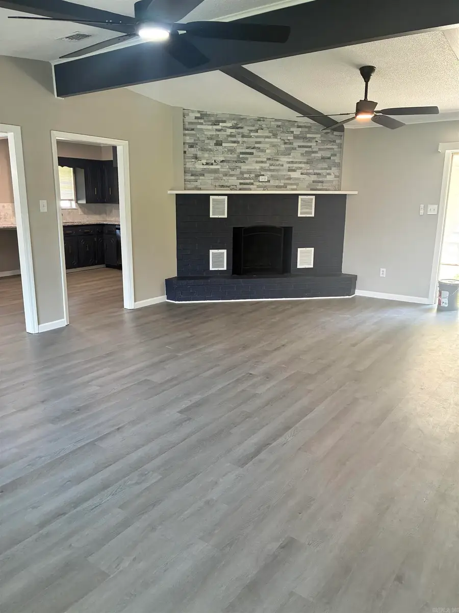 20 Forest Oaks Street, Sherwood, AR 72120 - #2