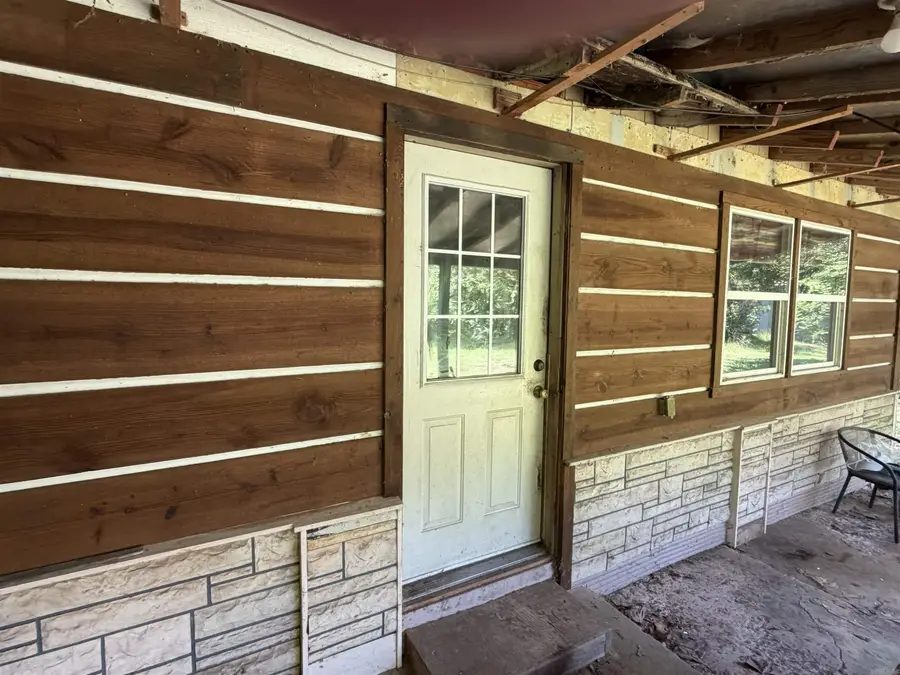 220 Polk Road 18, Cove, AR 71937 - #3