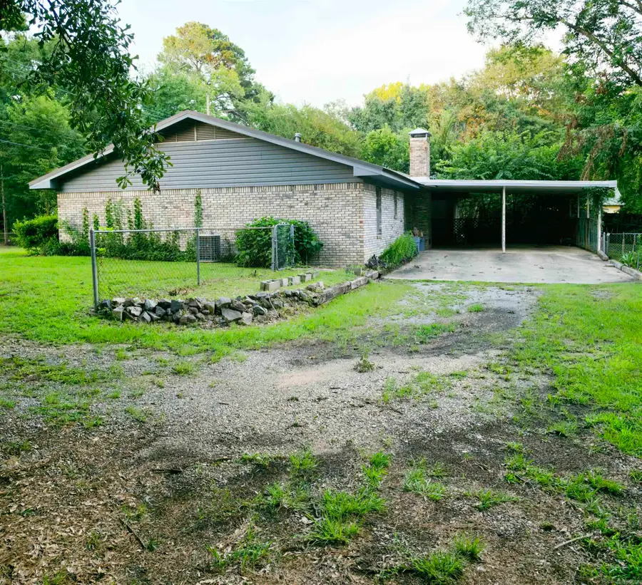 129 Pacific St Street, El Dorado, AR 71730 - #2