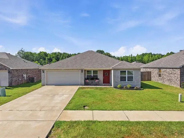 1115 Rockwell Drive, Conway, AR 72032