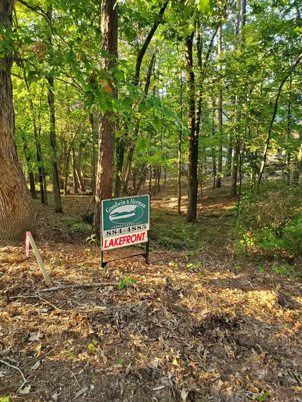 Address Withheld By Seller, Fairfield Bay, AR 72088