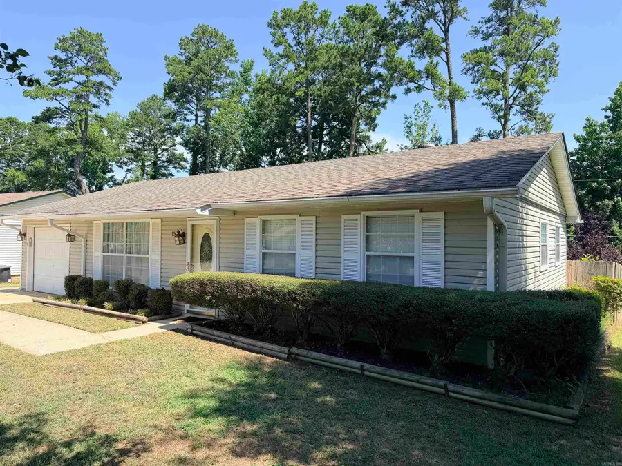 15 Parkridge Drive, North Little Rock, AR 72120 - #2