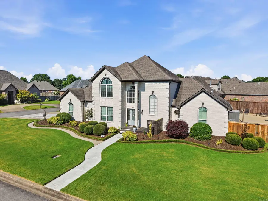 405 Esplanade Ave, Conway, AR 72034 - #2