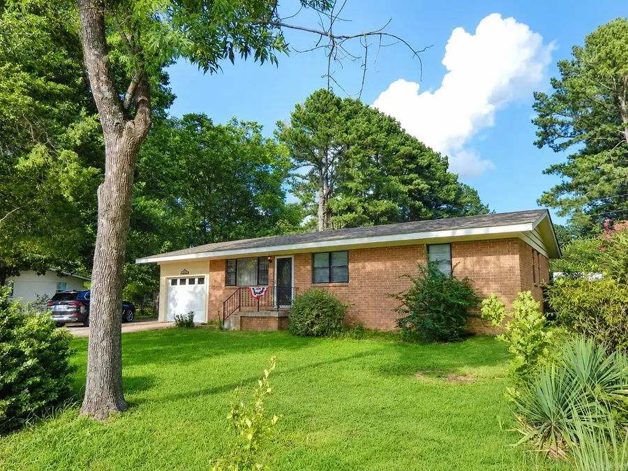 1607 N Broadway Street, Heber Springs, AR 72543 - #2