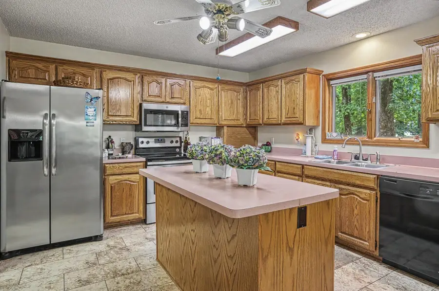 1 B Medina Way, Hot Springs Village, AR 71909 - #3