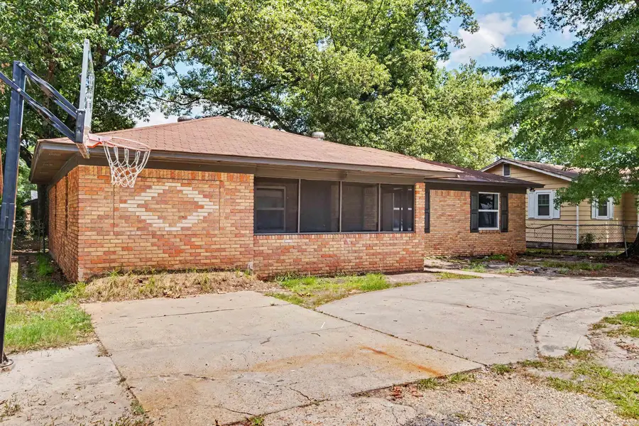 2607 W 26th Avenue, Pine Bluff, AR 71603 - #2