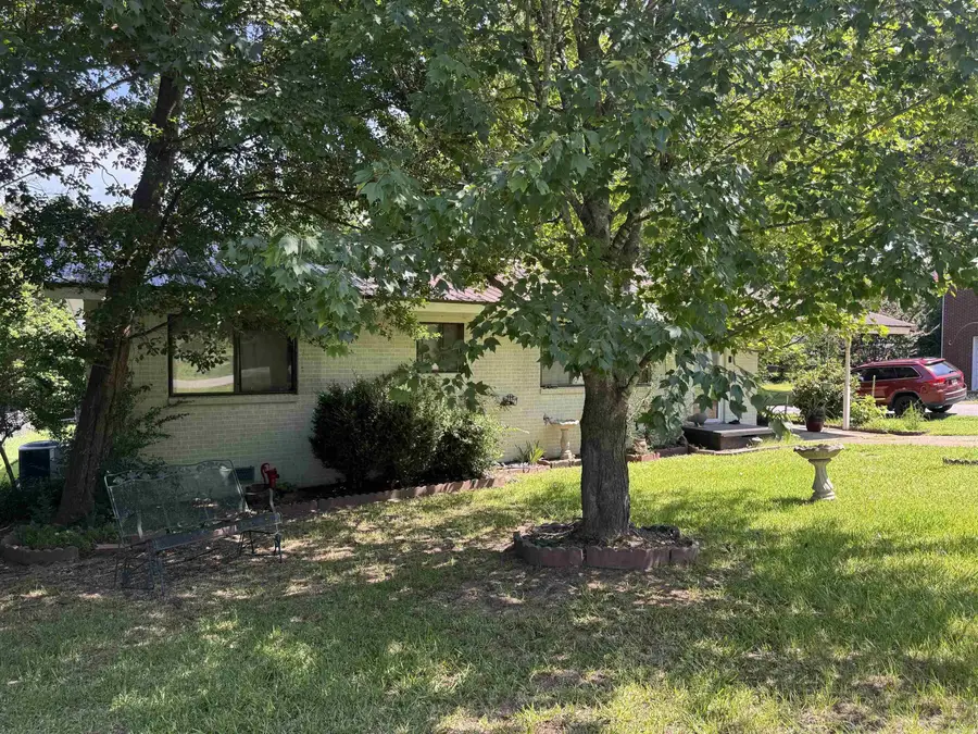 1111 View, Morrilton, AR 72110 - #2