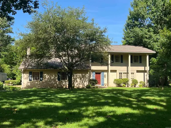 311 Eve Street S, Mena, AR 71953