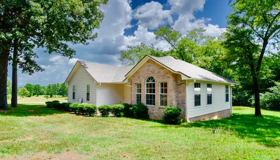 1300 Faye Street, Mena, AR 71953 - #2