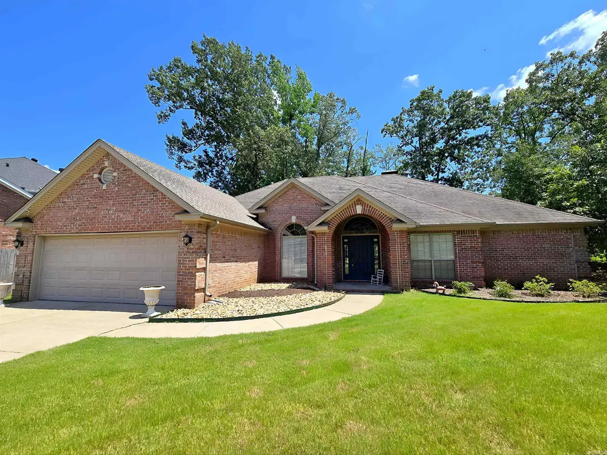 210 Deauville Drive, Maumelle, AR 72113 - #1