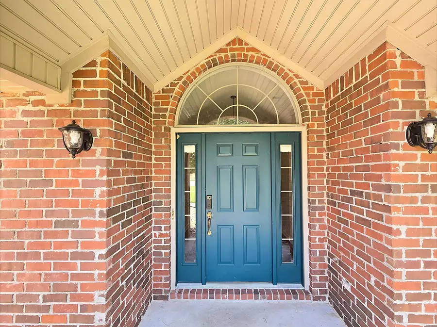 210 Deauville Drive, Maumelle, AR 72113 - #2