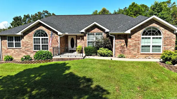 1204 Redbud Drive, Mena, AR 71995