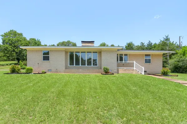 1304 Holmes Road, Searcy, AR 72143