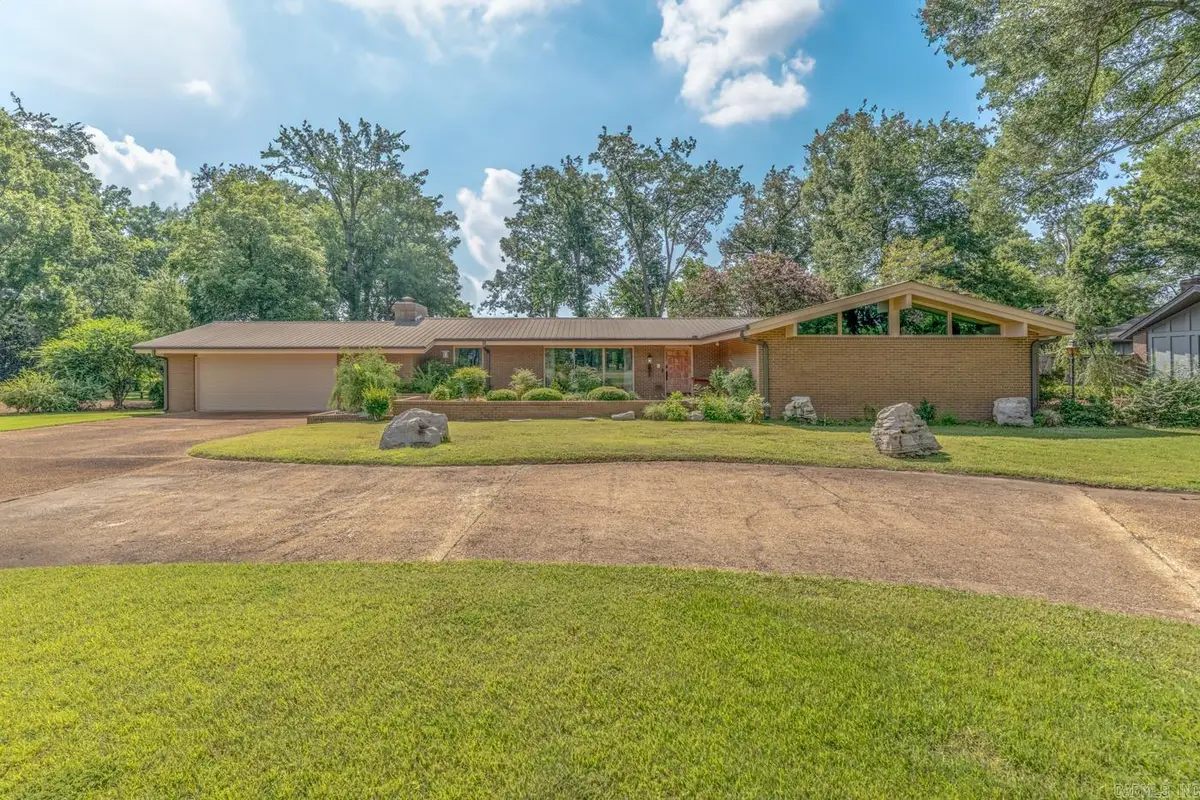 12 Meadowbrook Lane, West Memphis, AR 72301 - #1