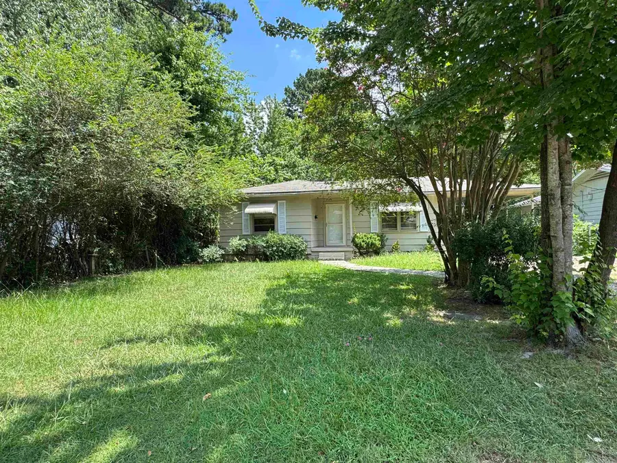 1648 Davis St, Conway, AR 72032 - #2