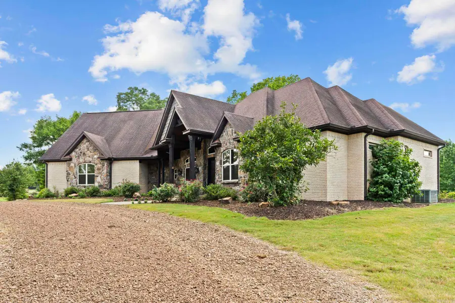 320 Round Mountain Road, Conway, AR 72034 - #2