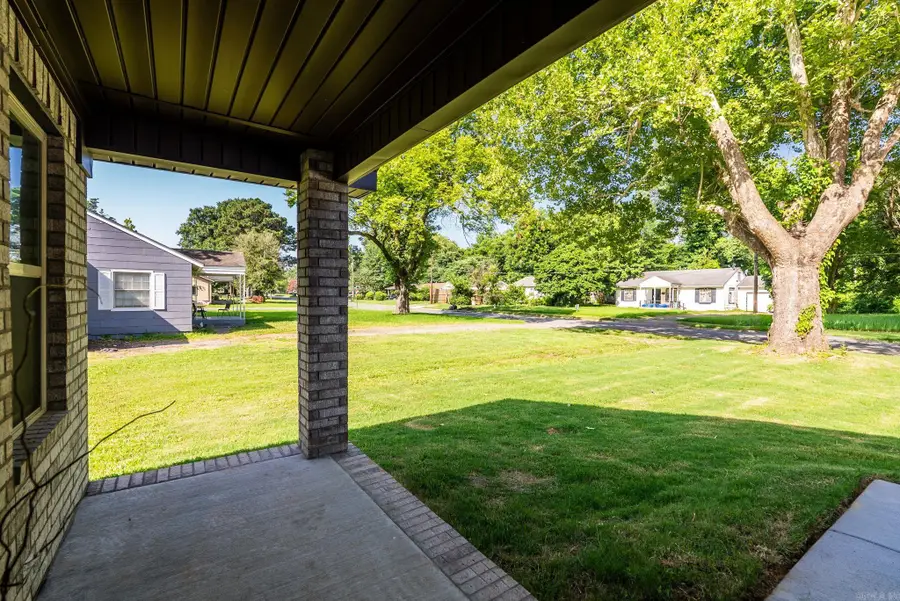 506 Kay Street, North Little Rock, AR 72117 - #3