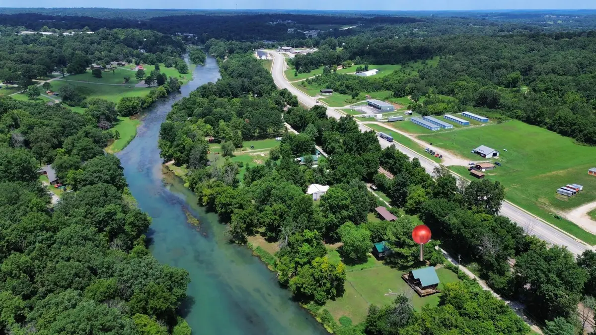 231 Spring Lake Drive, Mammoth Spring, AR 72554 - #1
