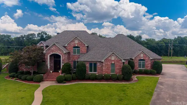 11 Pinnacle View Cove, Little Rock, AR 72223