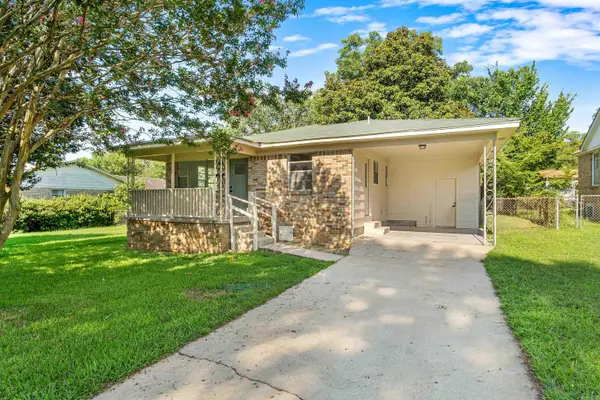 5511 Maple St, North Little Rock, AR 72118