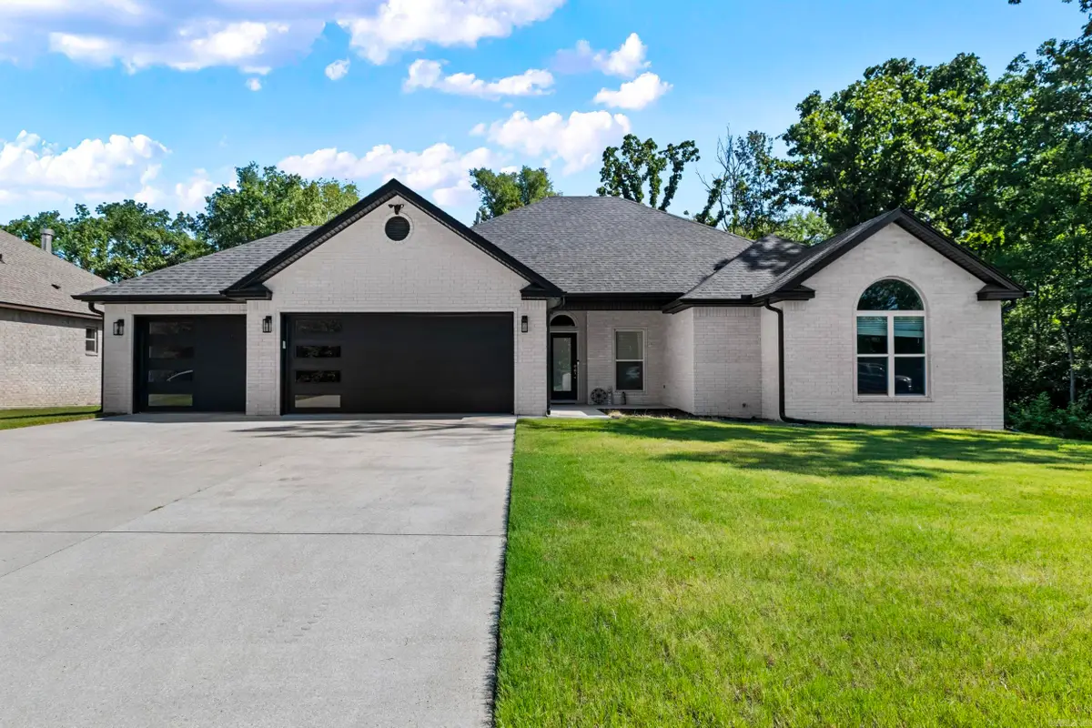 2321 E Maryland Ave, Sherwood, AR 72120 - #1