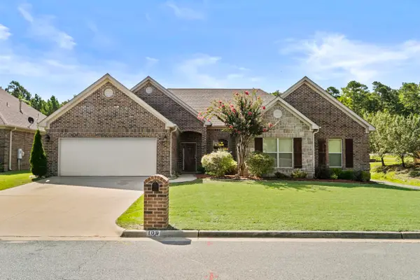 109 Summit Drive, Maumelle, AR 72113