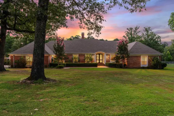 731 Carter St, Fordyce, AR 71742