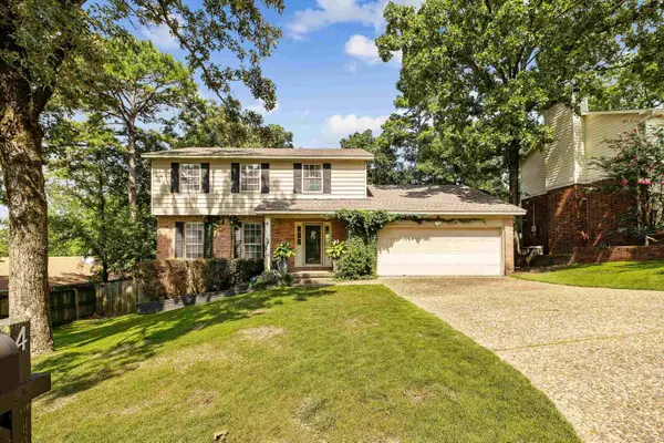 4 Summerland Court, Little Rock, AR 72227