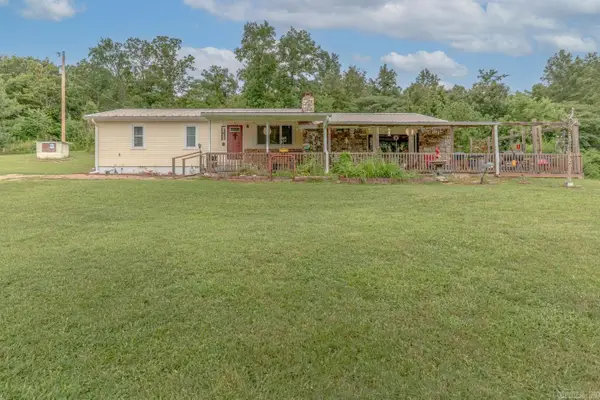1335 N Fairview Road, Mammoth Spring, AR 72554