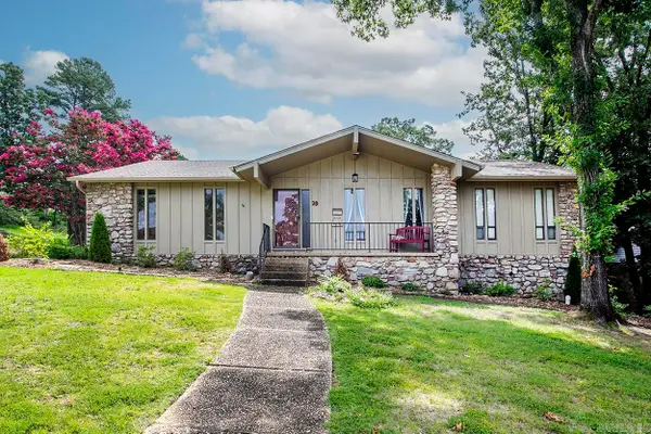 29 Coachlight Drive, Little Rock, AR 72227