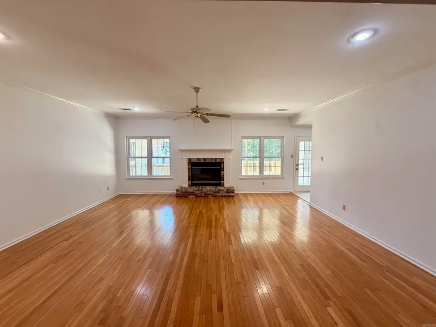 56 Ridgewell Road, Sherwood, AR 72120 - #2