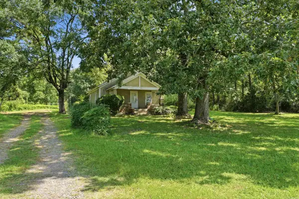 1208 W Union Street, Bald Knob, AR 72010