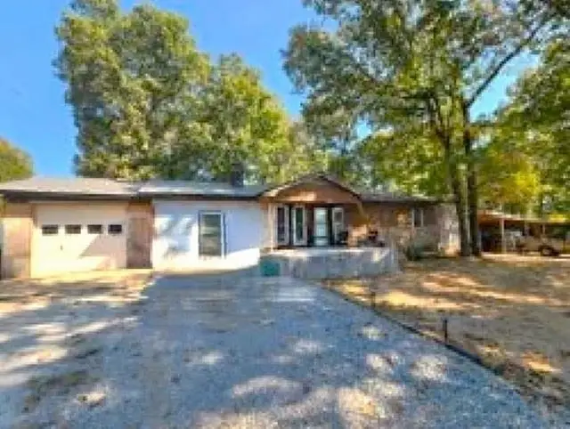 135 Levisy Flat Cem Road, Mountain View, AR 72560 - #1