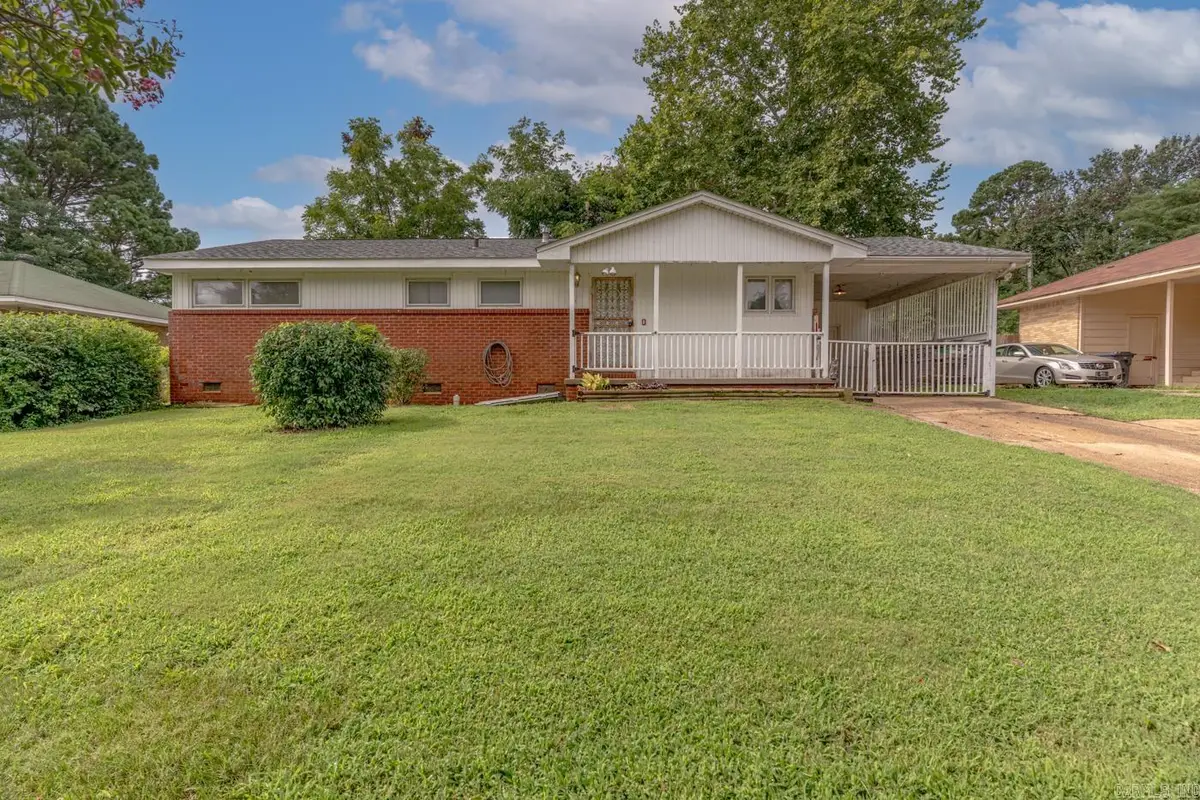 723 Valley Dr, Jonesboro, AR 72401 - #1