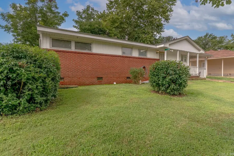 723 Valley Dr, Jonesboro, AR 72401 - #3