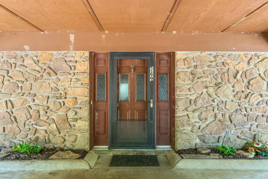 269 W Pleasant Valley Road, Greenbrier, AR 72058 - #3