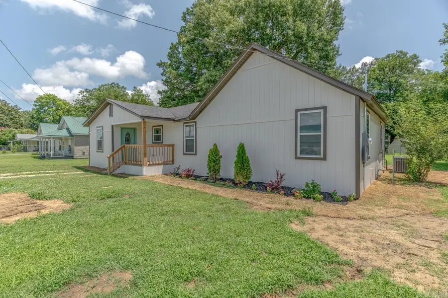 105 School Street, Bay, AR 72411 - #2