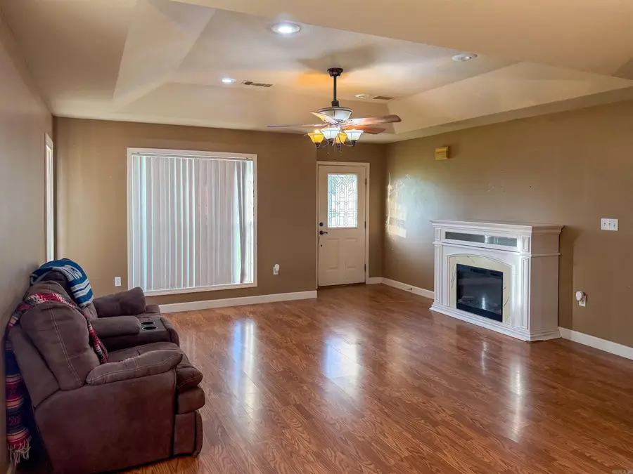 209 Tommy Drive, Bono, AR 72416 - #2