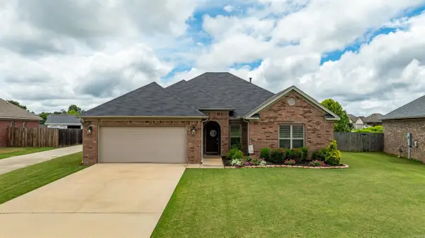 105 Chambery Drive, Maumelle, AR 72113