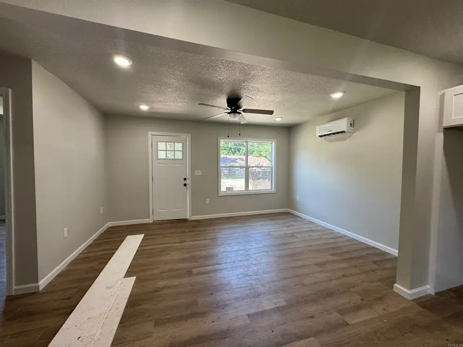 704 W Davis Street, Piggott, AR 72454 - #2