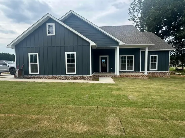 3007 Lynn Dr, Paragould, AR 72450